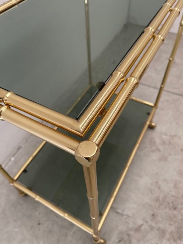 Carrello bar vintage in ottone e vetro fumé – stile bamboo - Image 3