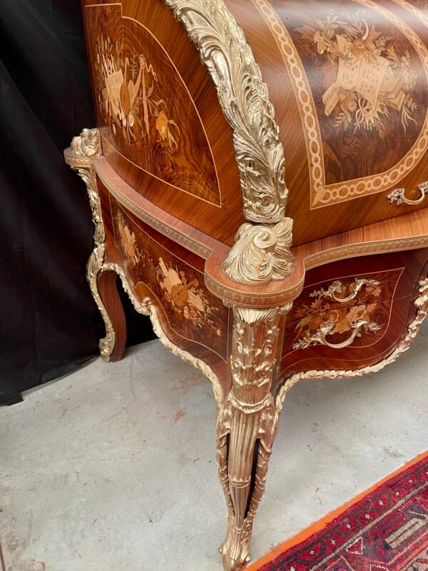 Bureau à Cylindre con Intarsi e Bronzi Dorati - Image 5