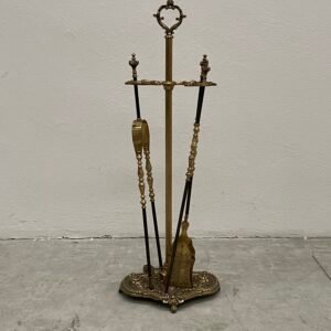 Set da camino antico in ottone – 4 pezzi con supporto ornamentale