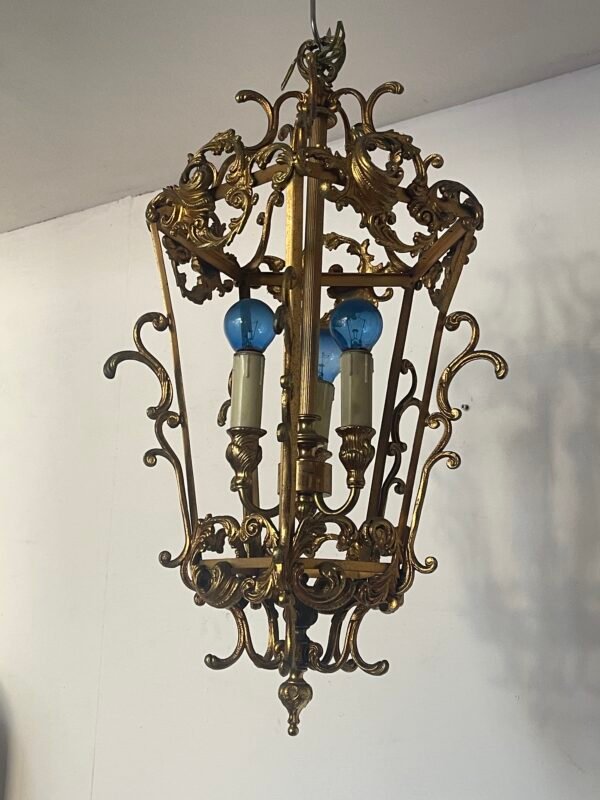 Lampadario Antico in Bronzo Dorato Stile Barocco
