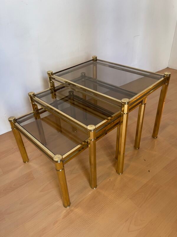 Set di Tavolini Impilabili Vintage in Ottone e Vetro - Image 3