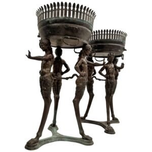 Coppia di fioriere in bronzo - Fauni tripode XIX