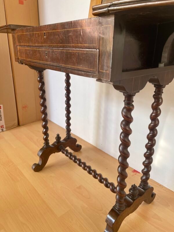 Tavolino scrittoio con gambe tornite a rocchetto - Image 3