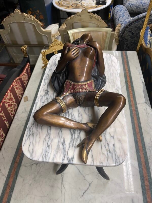 Scultura erotica in bronzo su base in marmo - Image 3