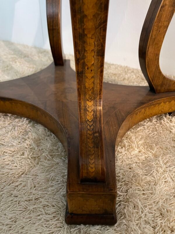 Tavolino Ovale con Intarsi – Stile Neoclassico, Epoca Fine '800 / Inizi '900 - Image 4
