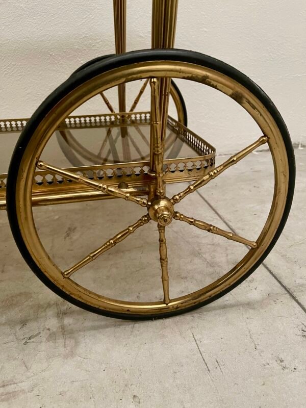 Carrello da tè vintage in ottone con ruote grandi – stile francese - Image 5