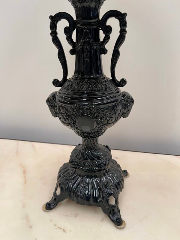 Lampada da Tavolo in Ghisa con Paralume Decorativo in Stile Barocco - Image 3