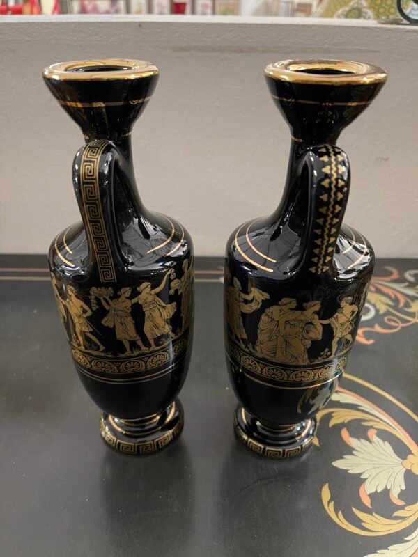 Coppia di anfore decorative stile greco in ceramica nera con decori dorati - Image 3