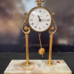 Orologio da tavolo “Ritz” con base in onice