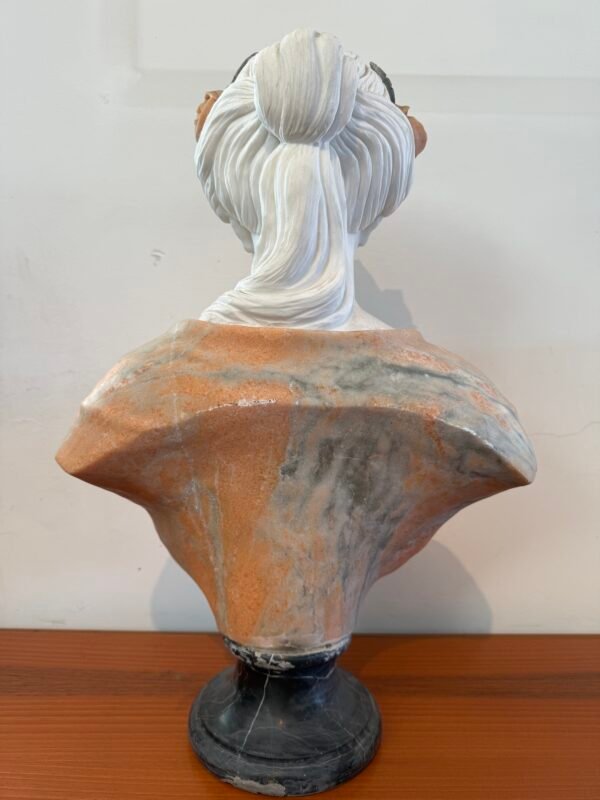 Busto Policromo in Marmo – Giovane Donna in Abito Classico - Image 4