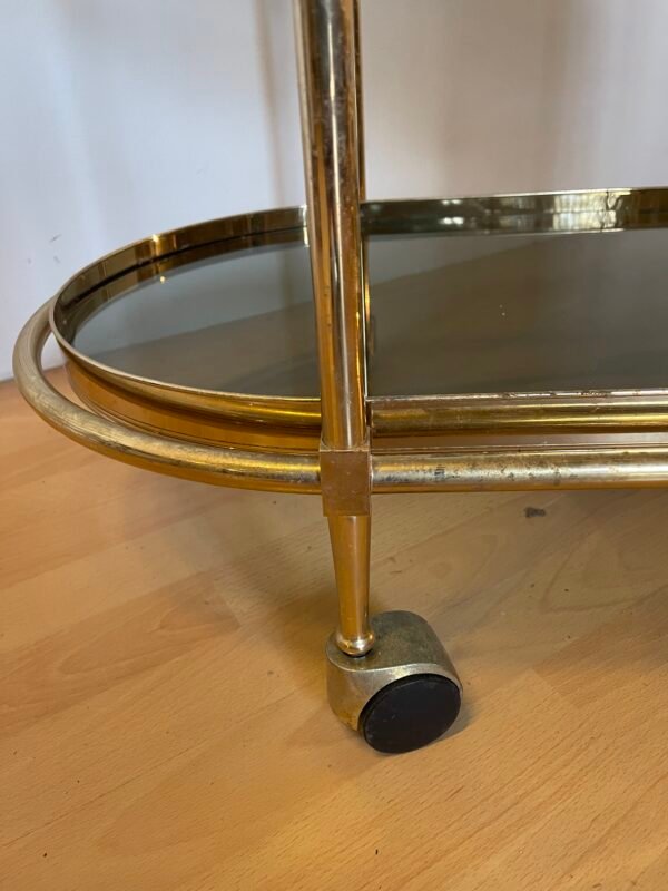 Carrello Bar Vintage in Ottone – Design Ovale con Vetro Fumé - Image 3