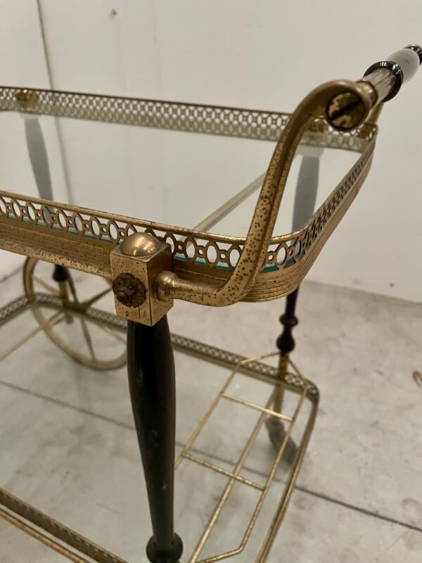 Carrello da tè vintage con manico in legno scuro e struttura in ottone – anni '50 - Image 5