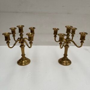 Coppia di candelabri in ottone dorato a 5 bracci – Stile classico Luigi XVI
