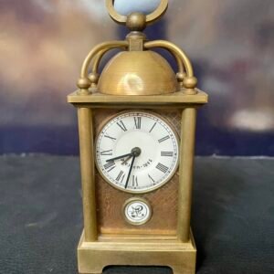 Orologio da tavolo in stile Liberty