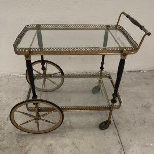 Carrello da tè vintage con manico in legno scuro e struttura in ottone – anni '50