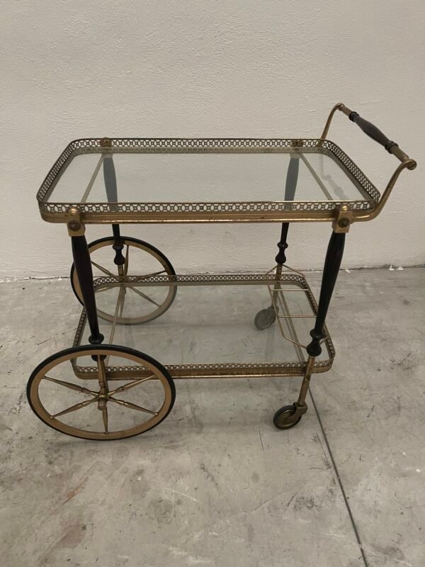 Carrello da tè vintage con manico in legno scuro e struttura in ottone – anni '50