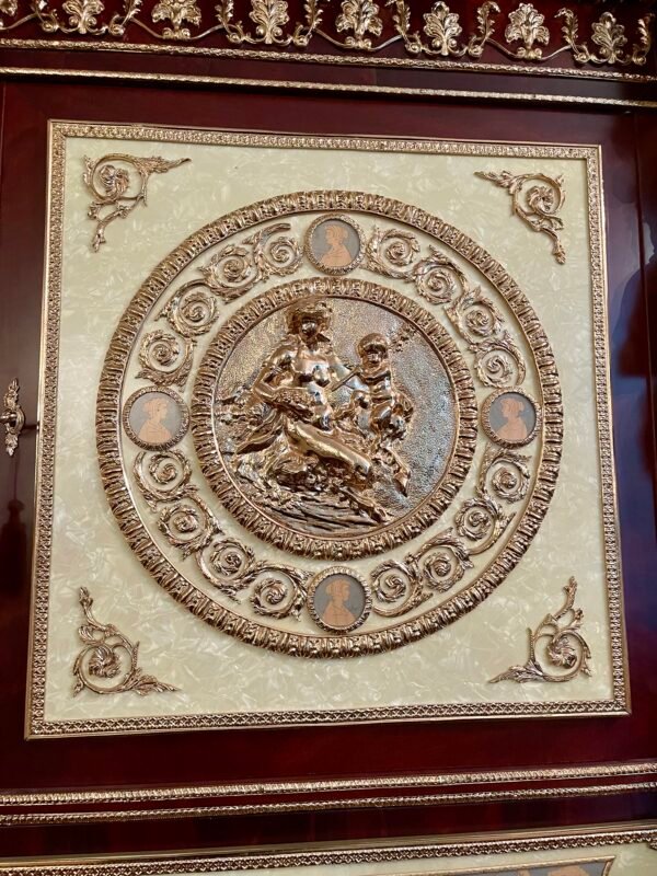 Credenza Impero con cariatidi dorate - Image 3