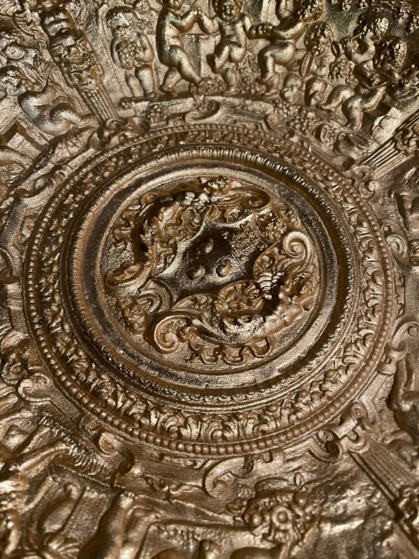 "Anfora del Trionfo" – Brocca ornamentale con piatto in stile Barocco - Image 3