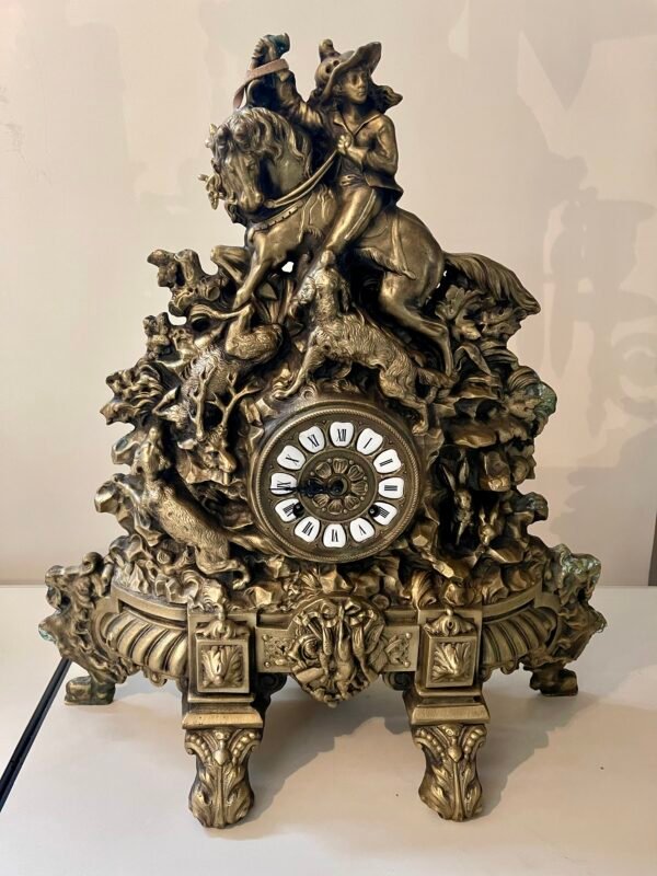 Orologio da caminetto in bronzo con scena di caccia a cavallo - Image 4