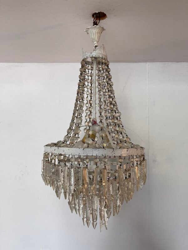 Lampadario elegante in ottone e cristallo