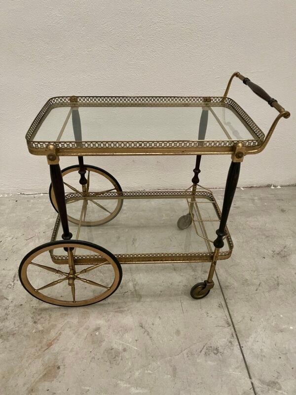 Carrello da tè vintage con manico in legno scuro e struttura in ottone – anni '50 - Image 3