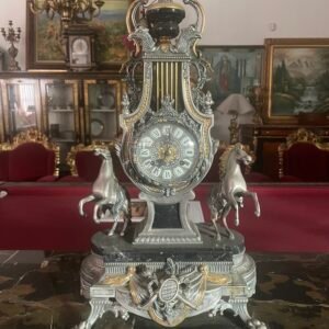 Orologio da Camino in Stile Impero con Cavalli Rampanti