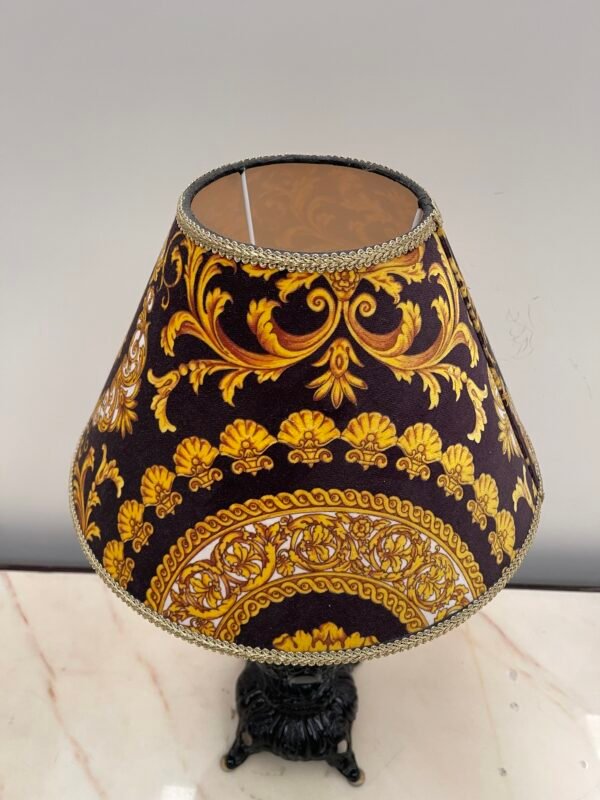 Lampada da Tavolo in Ghisa con Paralume Decorativo in Stile Barocco - Image 5