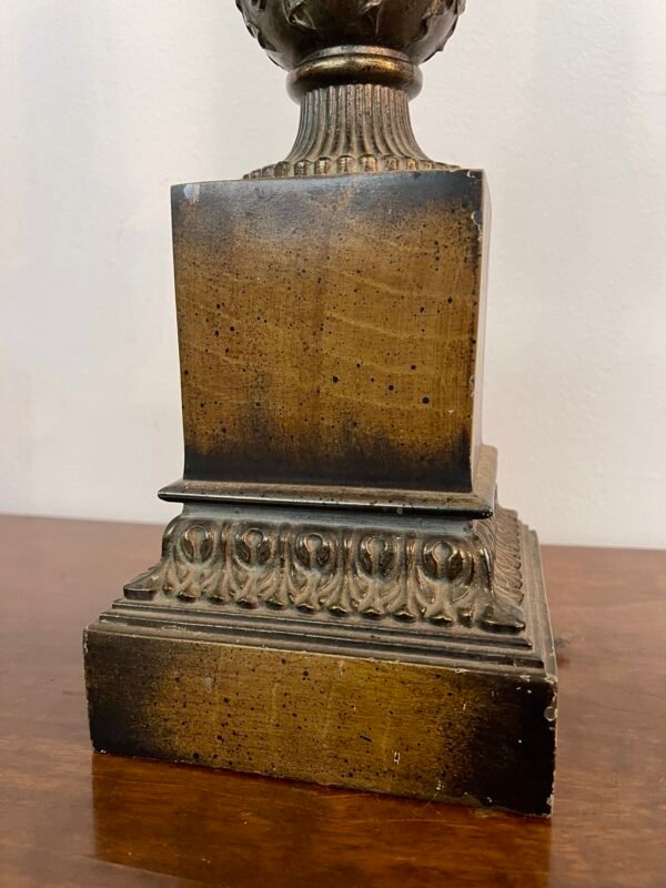 Base Decorativa in Metallo Stile Impero – Doratura Anticata - Image 2