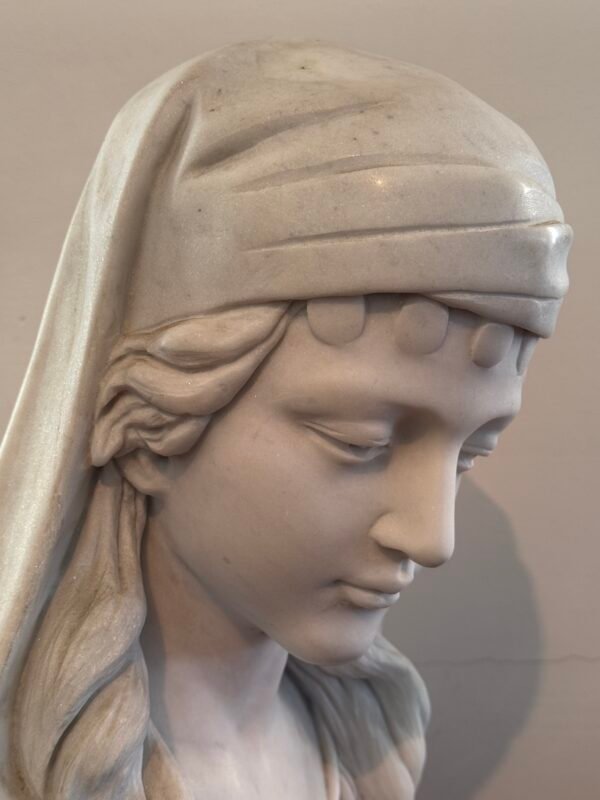 Busto Scultoreo in Marmo – Donna con Velo in Stile Orientalista - Image 5