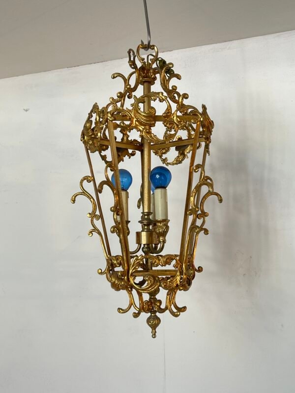 Lampadario Antico in Bronzo Dorato Stile Barocco