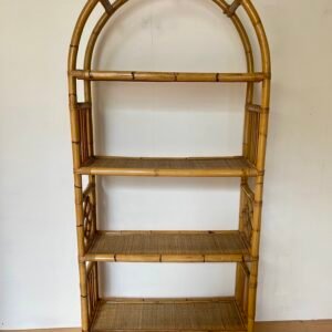 Libreria etagère in bambù e rattan