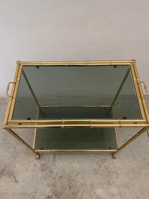 Carrello bar vintage in ottone e vetro fumé – stile bamboo - Image 4