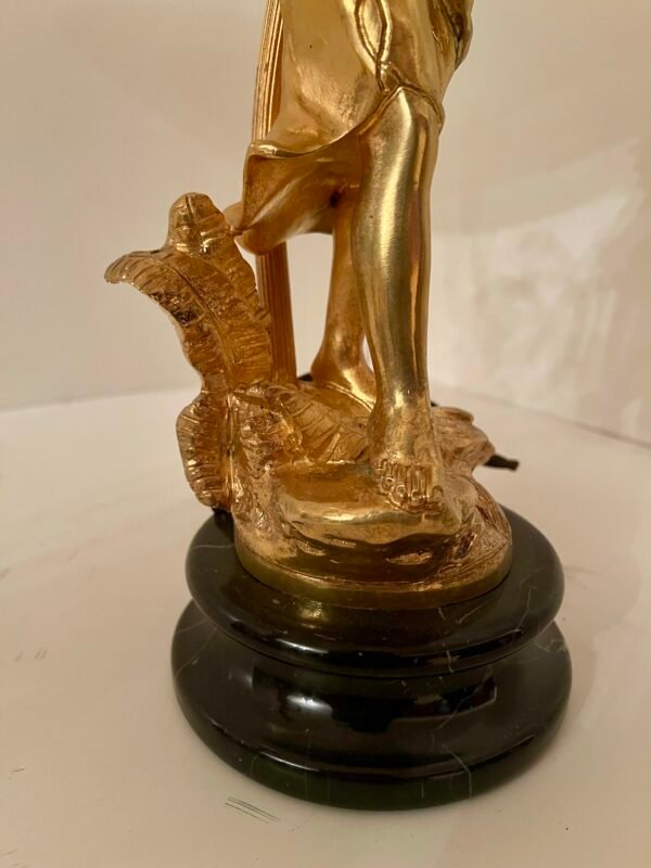 "Luce Neoclassica" – Coppia di lampade da tavolo con figure dorate - Image 3