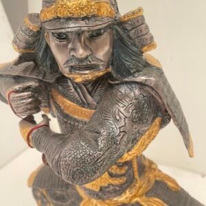 Imponente Scultura Figurativa "Samurai Guerriero" in Bronzo Patinato e Dorato