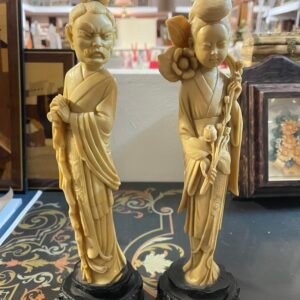Coppia di Statuette Orientali