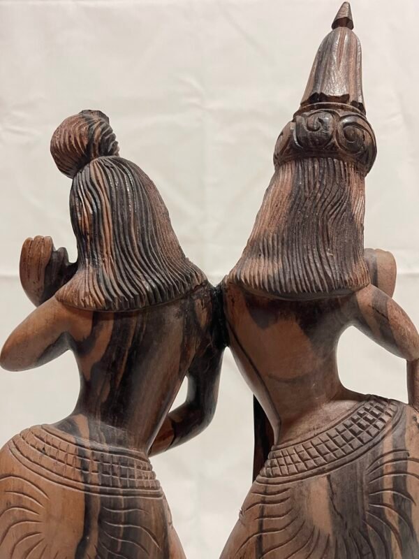 Affascinante Scultura in Legno Intagliato - Image 4