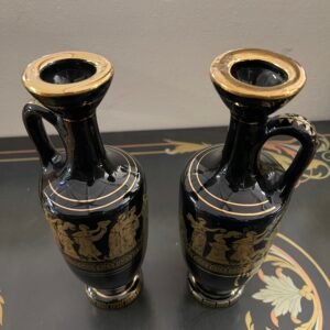 Coppia di anfore decorative in vetro di murano