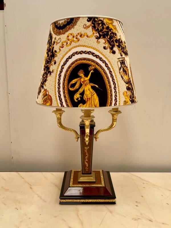 Lussuosa lampada da tavolo in stile Impero con paralume Classico versailles