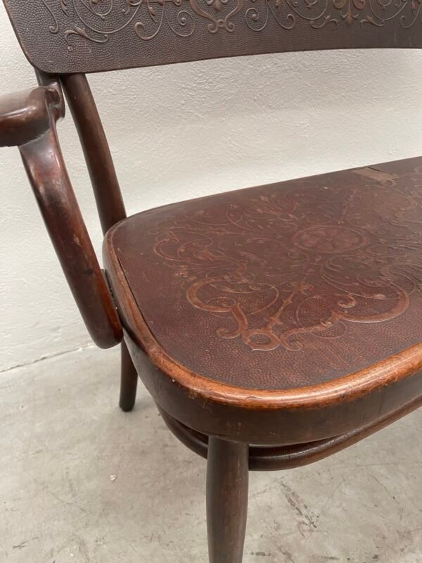 Elegante Panca "Thonet" in Faggio Curvato con Schienale Inciso - Image 3