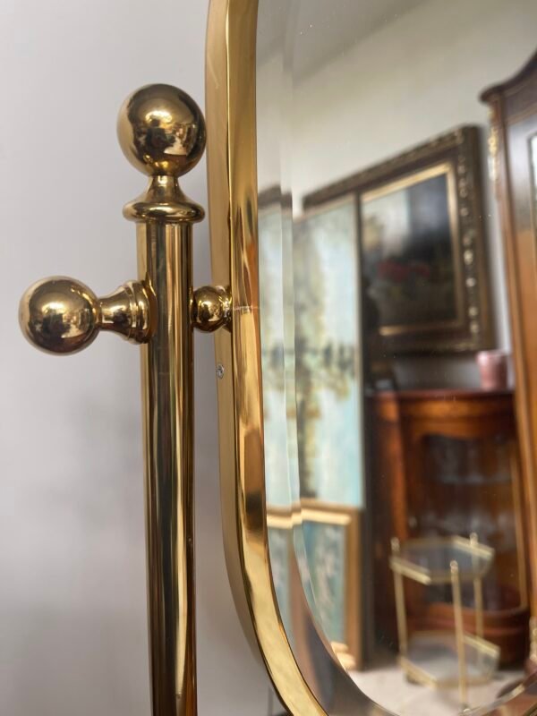 Elegante Specchio da Tavolo Ovale Basculante in Ottone Massiccio - Image 2