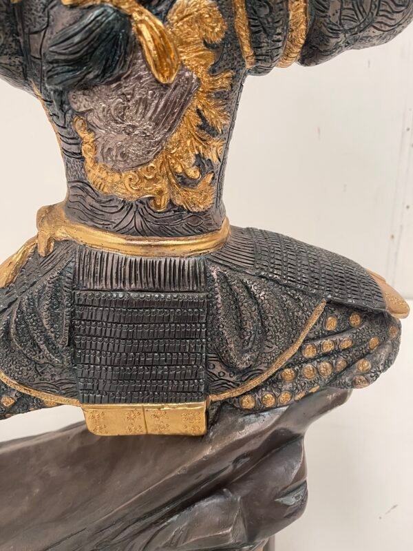 Imponente Scultura Figurativa "Samurai Guerriero" in Bronzo Patinato e Dorato - Image 5