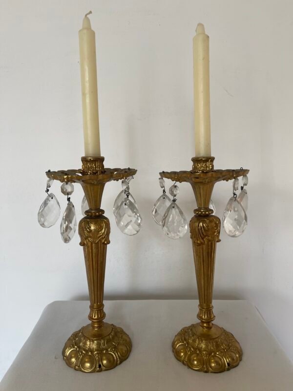 Coppia di Candelieri Antichi in Bronzo/Ottone con Cristalli
