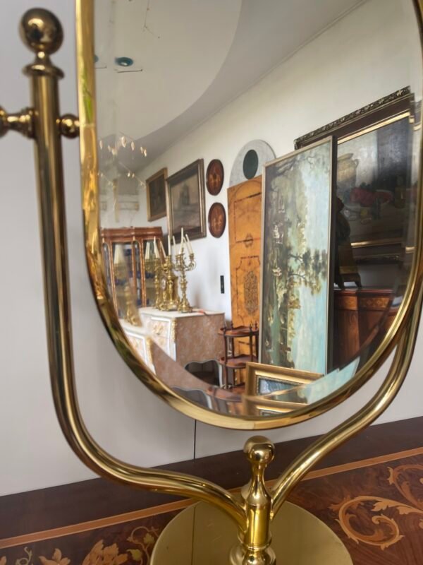 Elegante Specchio da Tavolo Ovale Basculante in Ottone Massiccio - Image 4