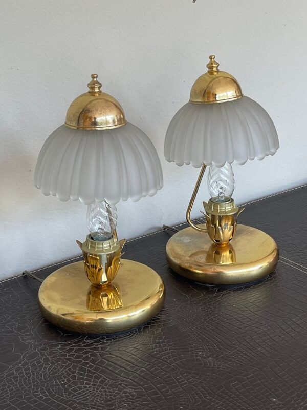 Coppia di lampade da tavolo in metallo dorato, stile vintage - Image 5