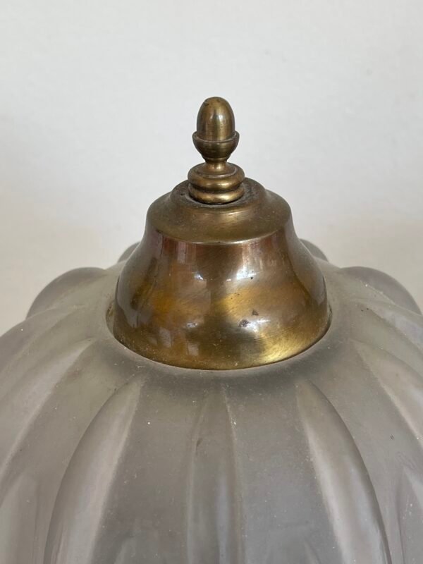 Coppia di Lampade Vintage in Vetro Satinato e Metallo Dorato - Image 4