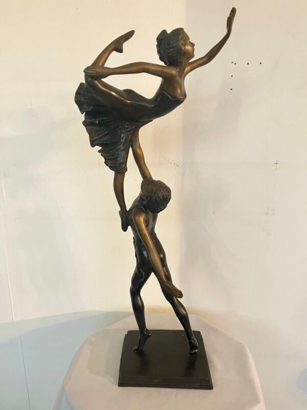 Scultura in Bronzo – Coppia di Ballerini in Movimento