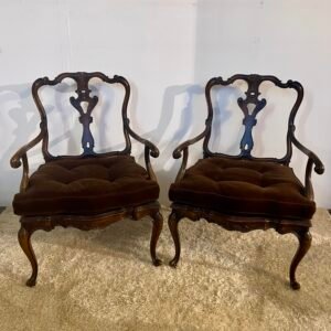 Coppia di Poltrone Antiche in Stile Barocco – Legno Massello Intagliato e Velluto Marrone