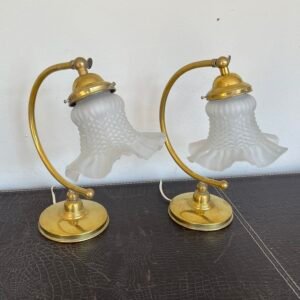 Lampade Vintage in Ottone e Vetro Opalino - Eleganza Retrò per la Tua Casa