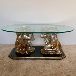 Tavolino da salotto con base in scultura – Design classico con piano in vetro