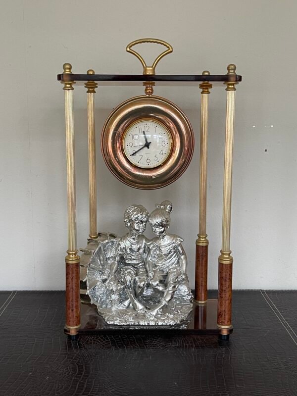 Orologio da tavolo in vetro con scultura vintage